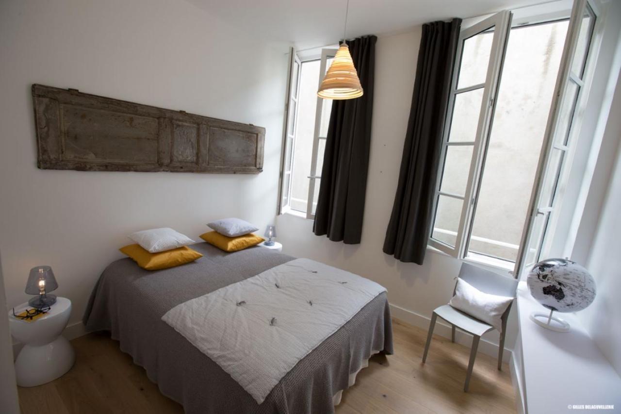 L'Appartement : Location Les Merciers. ลาโรแชล ภายนอก รูปภาพ